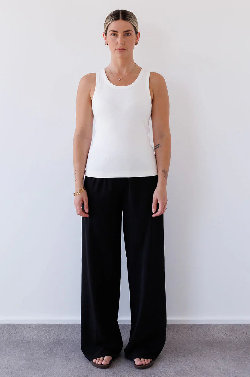 Max Pant in Black Mabel