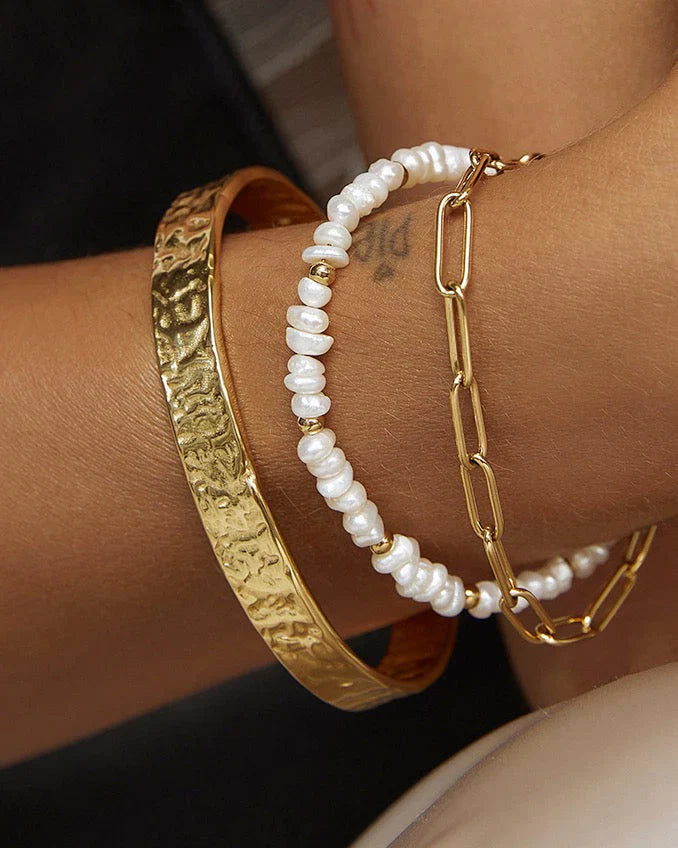 Lucia Pearl Bracelet Arms of Eve