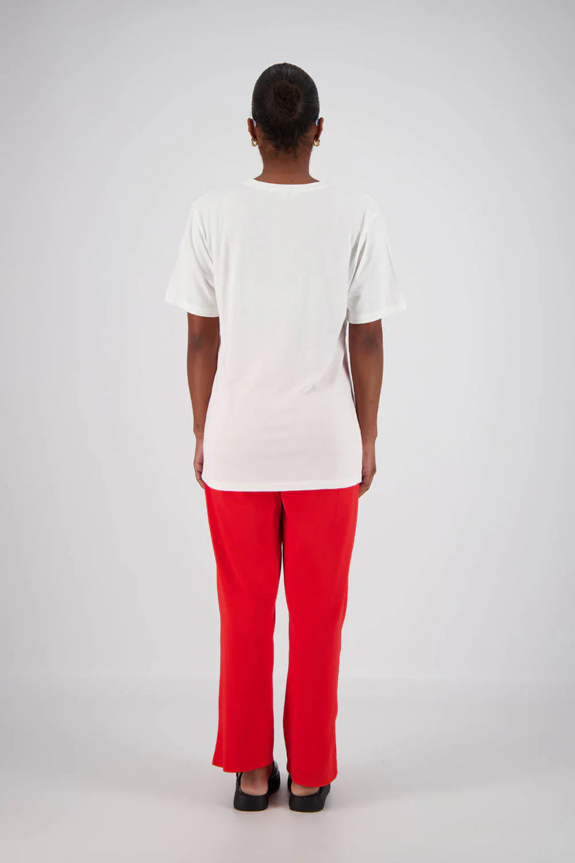 Ethically Made / Organic Cotton / Relaxed, oversized fit / Custom graphic print / Comfortable fit / Lightweight and breathable / Easy Care tshirt white and red

100% Organic cotton

Designed in Australia.