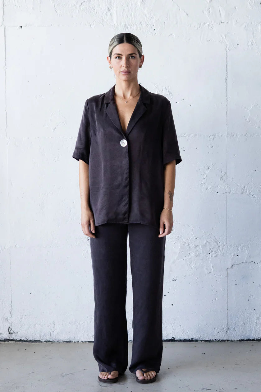 Bertie Shirt in Chocolate Mabel