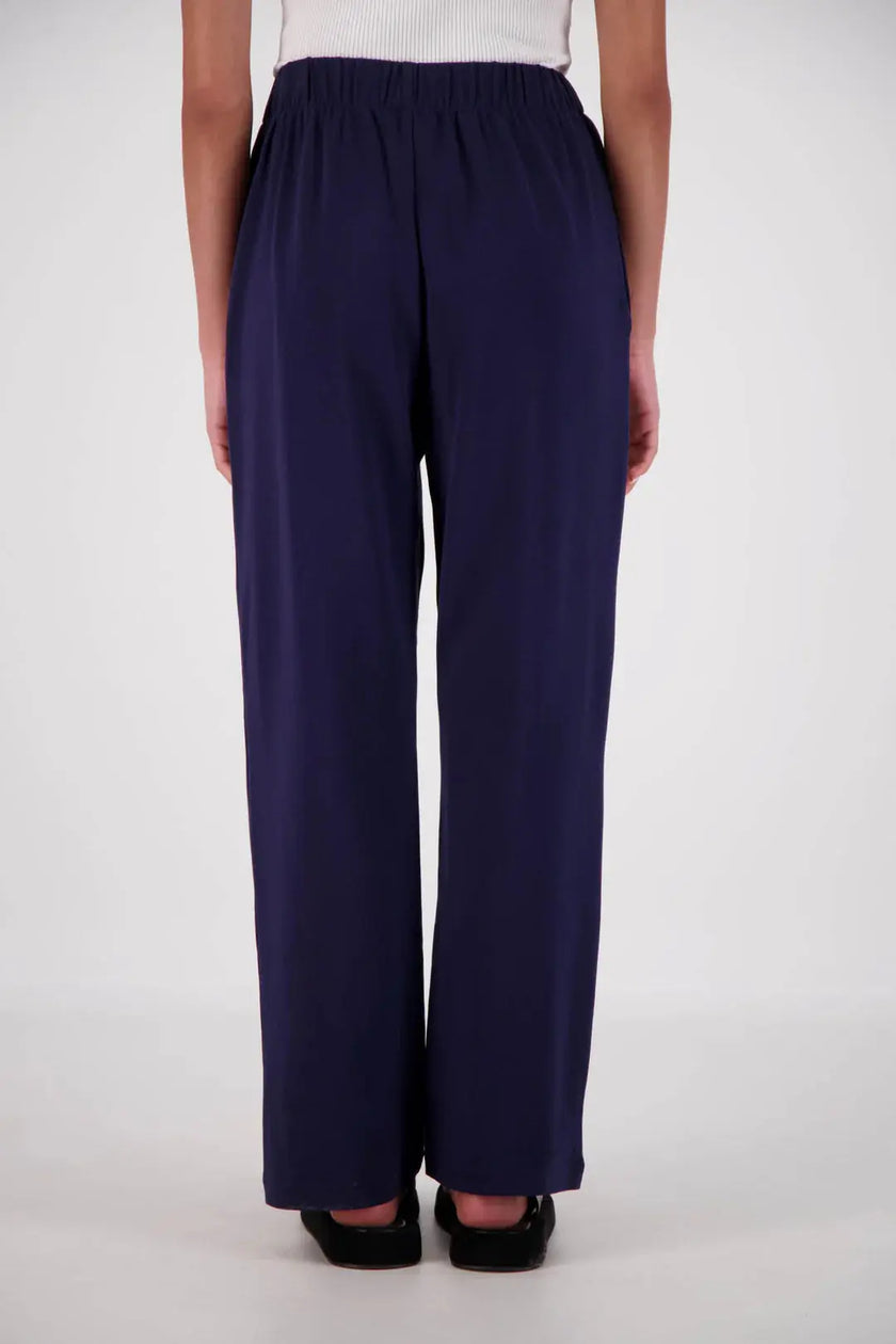 Panarea Trackpant in Navy Jasmine Alexa