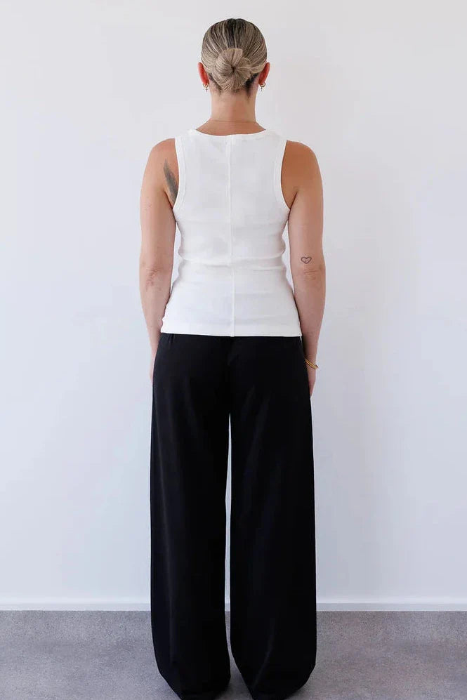 Max Pant in Black Mabel