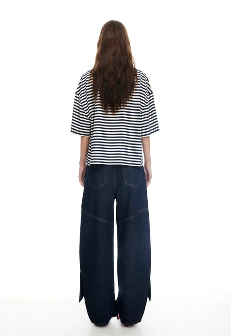 Bloom Short Sleeve Stripe in Navy and White Lioness