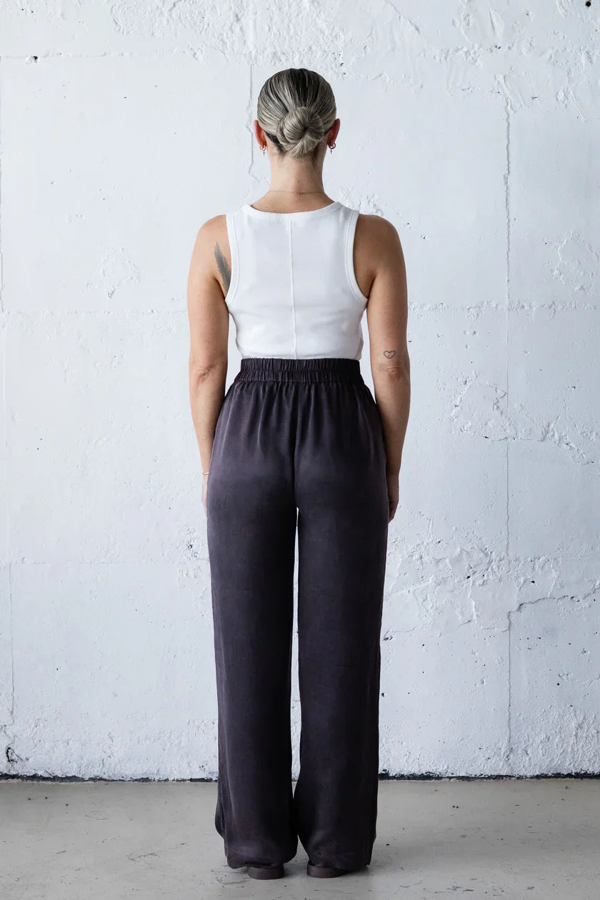 Bertie Pant in Chocolate Mabel