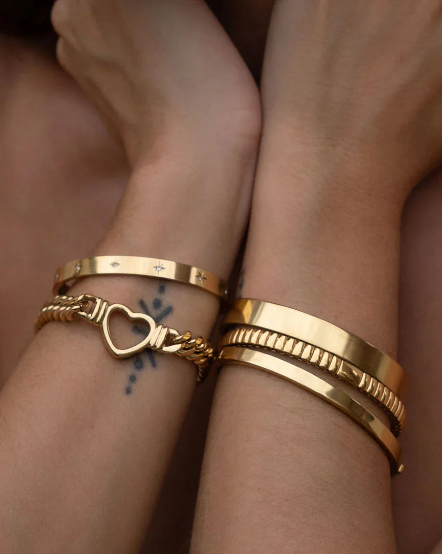 Valentine Bracelet in Gold Arms of Eve