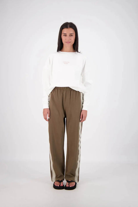 Panarea Track pant in Olive Jasmine Alexa